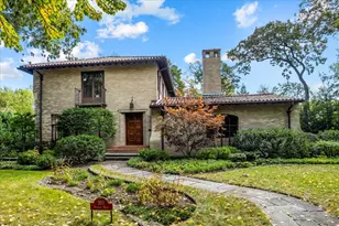 260 Oxford Rd, Kenilworth, IL 60043 - Photo 1