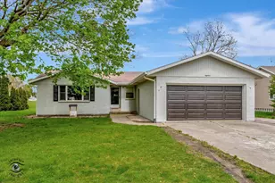 [Address not provided], Grant Park, IL 60940 - Photo 1