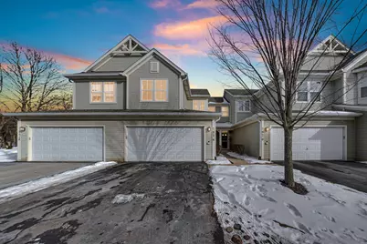 2874 Falling Waters Lane #2874, Lindenhurst, IL 60046 - Photo 1