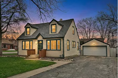 371 E Dickens Avenue, Northlake, IL 60164 - Photo 1