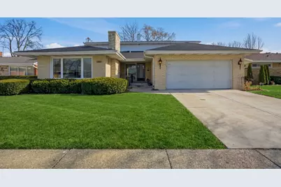 1425 Stonegate Road, La Grange Park, IL 60526 - Photo 1