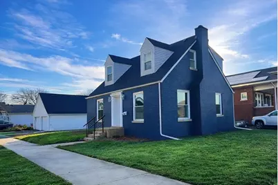 301 Warren Street, Calumet City, IL 60409 - Photo 1