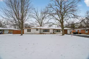 707 Westshire Dr, Joliet, IL 60435 - Photo 1