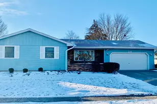 1116 Carrie Ave, Rochelle, IL 61068 - Photo 1