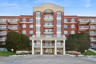 7041 W Touhy Ave, Niles, IL 60714 - Photo 1