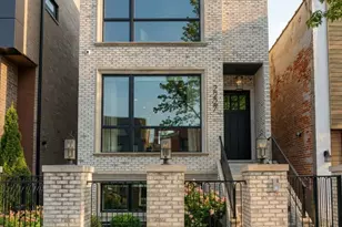 2227 W Huron St, Chicago, IL 60612 - Photo 1