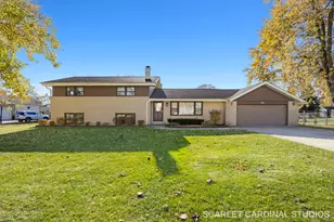 13 W Monterey Ave, Schaumburg, IL 60193 - Photo 1