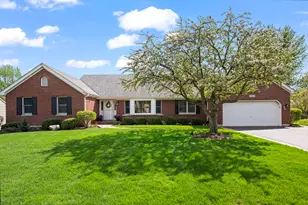 3551 Lakeview Dr, Algonquin, IL 60102 - Photo 1