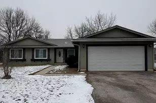 2490 Ridge Ave, Aurora, IL 60504 - Photo 1