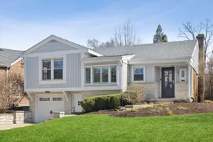 271 Sunset Ave, Glen Ellyn, IL 60137 - Photo 1