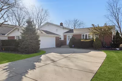2644 N Waterman Avenue, Arlington Heights, IL 60004 - Photo 1