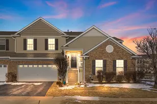 2612 Loren Ln, Algonquin, IL 60102 - Photo 1