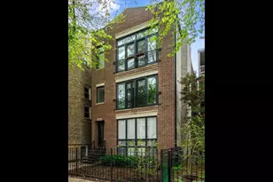 2455 W Walton St, Chicago, IL 60622 - Photo 1