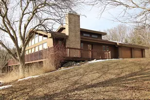 15651 Rock Grove Rd, Durand, IL 61024 - Photo 1