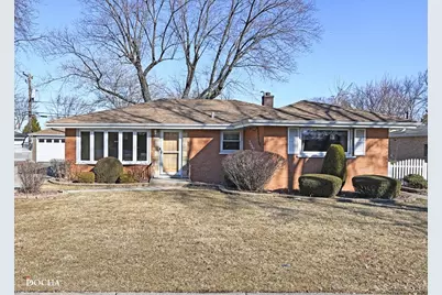 7132 W 84th Place, Burbank, IL 60459 - Photo 1