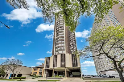 6325 N Sheridan Road #2101, Chicago, IL 60660 - Photo 1
