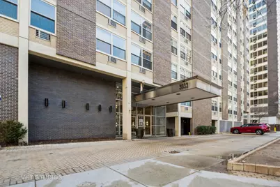3033 N Sheridan Road #910, Chicago, IL 60657 - Photo 1