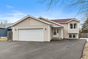 1317 12th Ave, Belvidere, IL 61008 - Photo 1