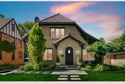 300 W Elm Park Avenue, Elmhurst, IL 60126 - Photo 1