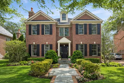 153 Bertling Lane, Winnetka, IL 60093 - Photo 1