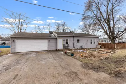 701 Salmon Avenue, South Beloit, IL 61080 - Photo 1