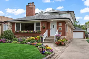 10206 S St Louis Ave, Evergreen Park, IL 60805 - Photo 1