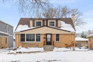 956 S Cadwell Ave, Elmhurst, IL 60126 - Photo 1