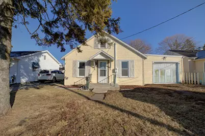 850 E Chestnut Street, Hoopeston, IL 60942 - Photo 1