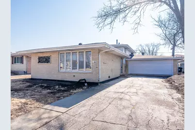 7849 80th Place, Bridgeview, IL 60455 - Photo 1