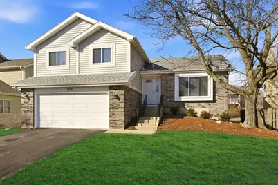 1595 Lois Ann Lane, Naperville, IL 60563 - Photo 1