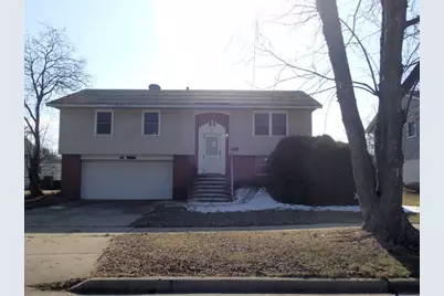 413 Lacy Avenue, Streamwood, IL 60107 - Photo 1