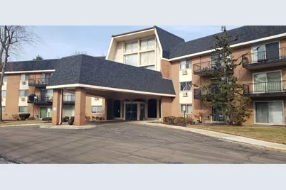 1198 Royal Glen Drive #121-C, Glen Ellyn, IL 60137 - Photo 1