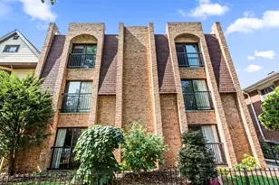 4876 N Hermitage Ave, Chicago, IL 60640 - Photo 1