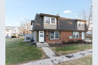 703 Shaw Court, Schaumburg, IL 60194 - Photo 1