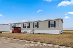 30 St Pauls Dr, Bourbonnais, IL 60914 - Photo 1