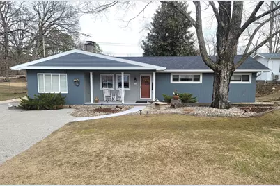 1110 N Franklin Street, Salem, IL 62881 - Photo 1