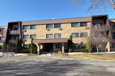 1205 E Hintz Road #208, Arlington Heights, IL 60004 - Photo 1