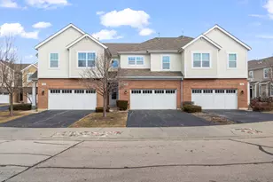 28 E Moseley Rd, Palatine, IL 60074 - Photo 1