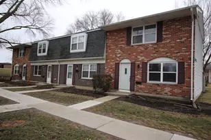 1723 McKool Ave, Streamwood, IL 60107 - Photo 1