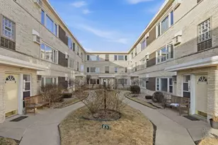 5850 W 55th St, Chicago, IL 60638 - Photo 1