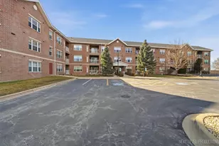 10 N Gilbert St, South Elgin, IL 60177 - Photo 1