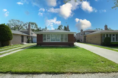 10945 S Lowe Avenue, Chicago, IL 60628 - Photo 1