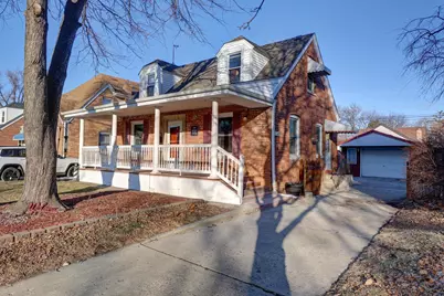 6135 N Ozark Avenue, Chicago, IL 60631 - Photo 1