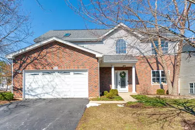 204 N Crooked Lake Lane, Lindenhurst, IL 60046 - Photo 1