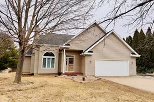 756 Marine Dr, Dixon, IL 61021 - Photo 1