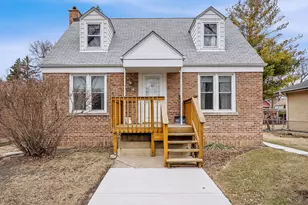 9516 Jackson Ave, Brookfield, IL 60513 - Photo 1