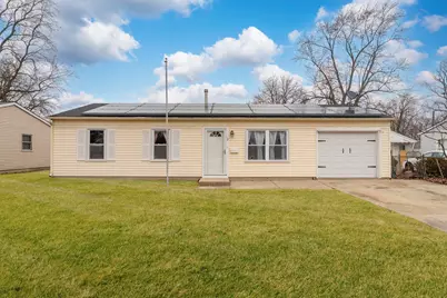 12 E Pine Street, Streamwood, IL 60107 - Photo 1