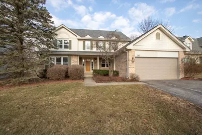 246 Montclair Road, Vernon Hills, IL 60061 - Photo 1
