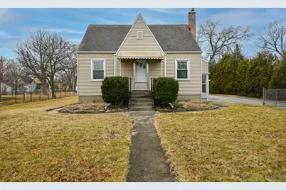 2316 N Hawthorne Avenue, Melrose Park, IL 60164 - Photo 1