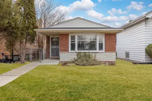 10029 S Wentworth Ave, Chicago, IL 60628 - Photo 1